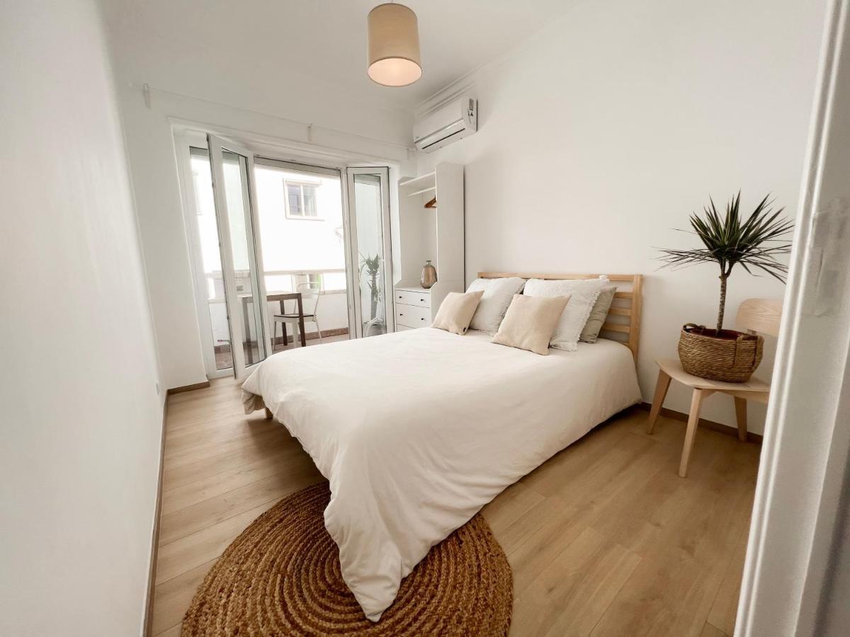 Appartement Capitao Ribeiro Surf House à Costa da Caparica Extérieur photo