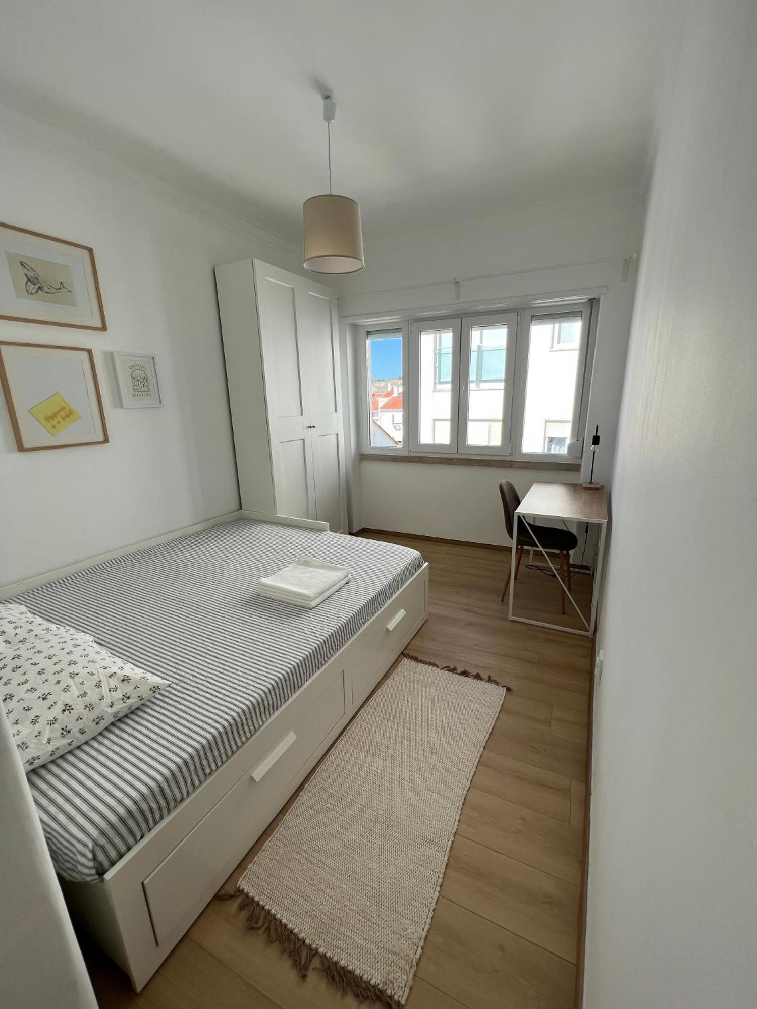 Appartement Capitao Ribeiro Surf House à Costa da Caparica Extérieur photo